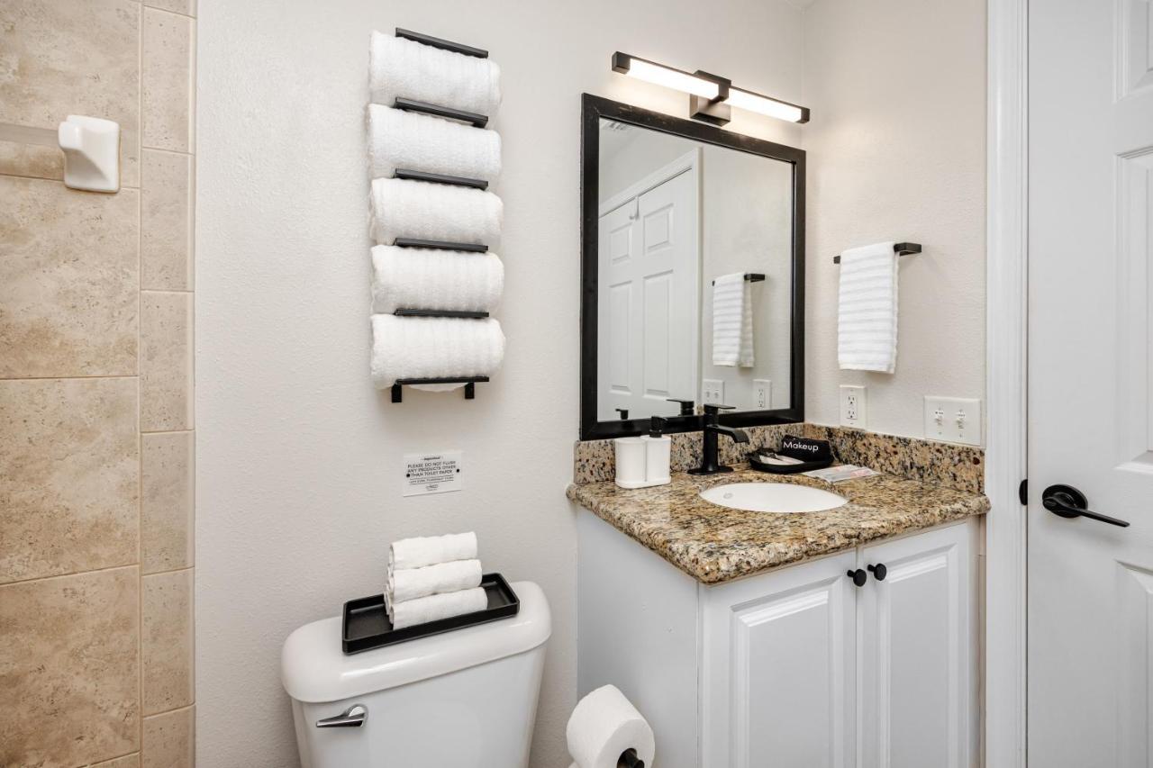 Elegant Waterfront Place For Two/Boca Ciega Resort Sint-Petersburg Buitenkant foto