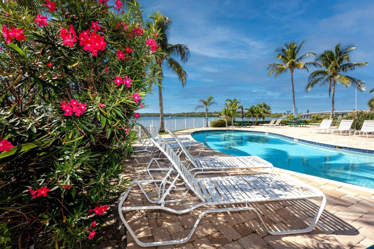 Elegant Waterfront Place For Two/Boca Ciega Resort Sint-Petersburg Buitenkant foto